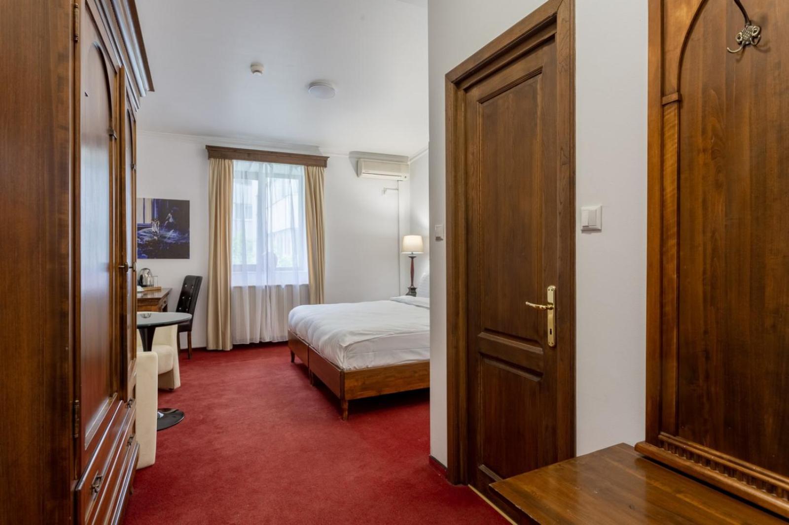 Arc De Triomphe By Citybookings بوخارست المظهر الخارجي الصورة